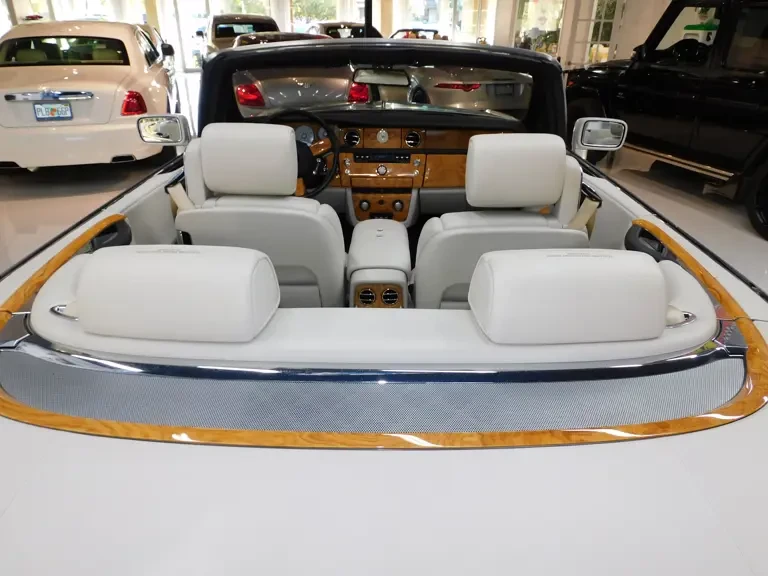2009 Rolls-Royce Phantom VII - Image 17 of 31