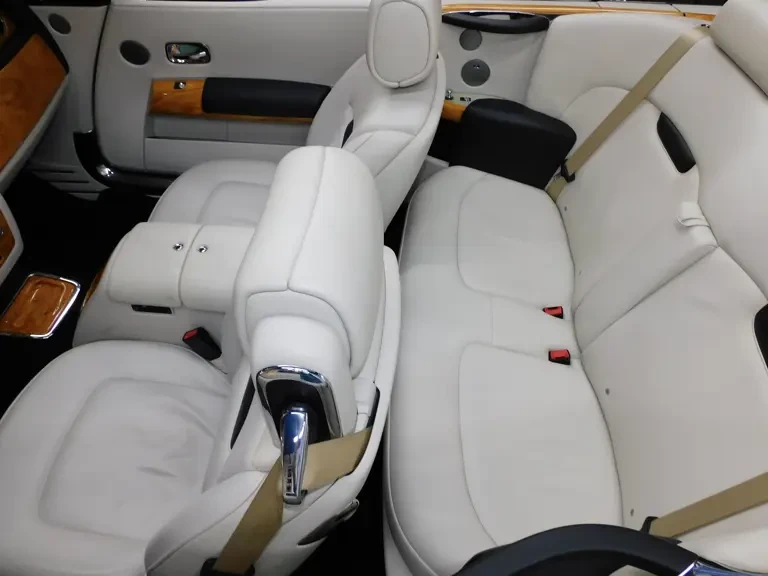 2009 Rolls-Royce Phantom VII - Image 24 of 31