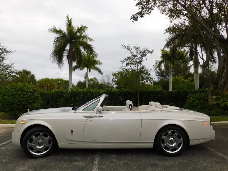2009 Rolls-Royce Phantom VII - Image 6 of 31