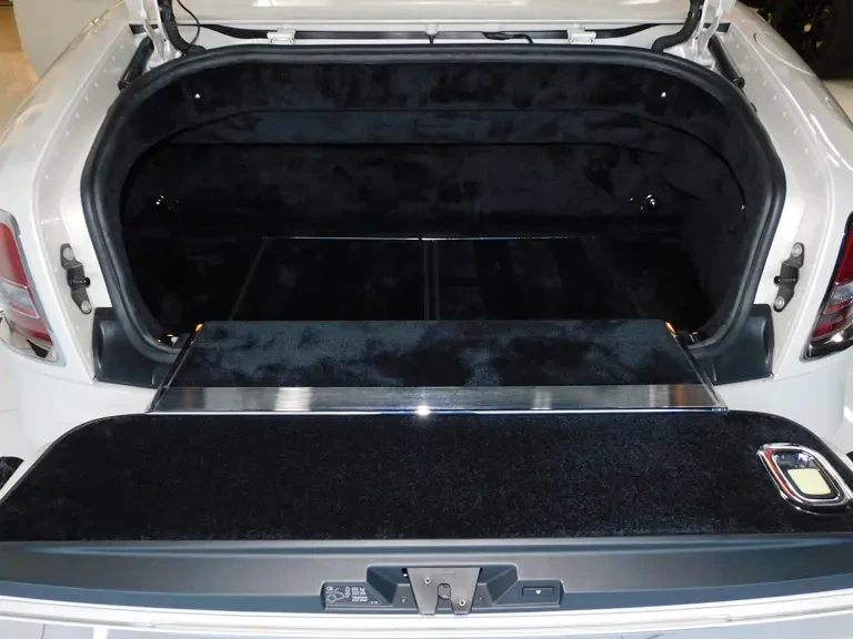 2009 Rolls-Royce Phantom VII - Image 30 of 31