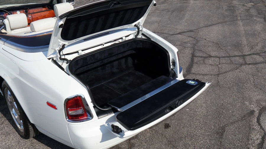 2009 Rolls-Royce Phantom VII - Image 17 of 31