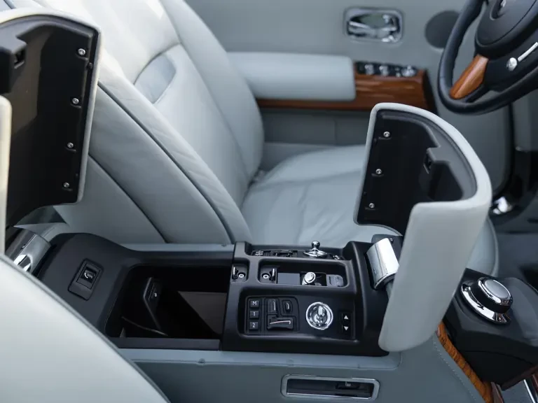 2009 Rolls-Royce Phantom VII - Image 18 of 31