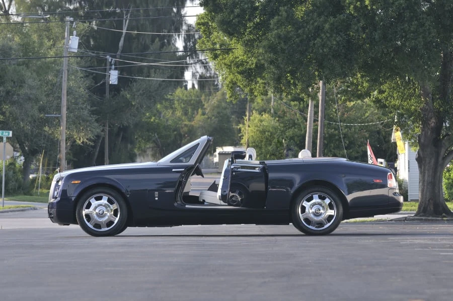 2009 Rolls-Royce Phantom VII - Image 2 of 12