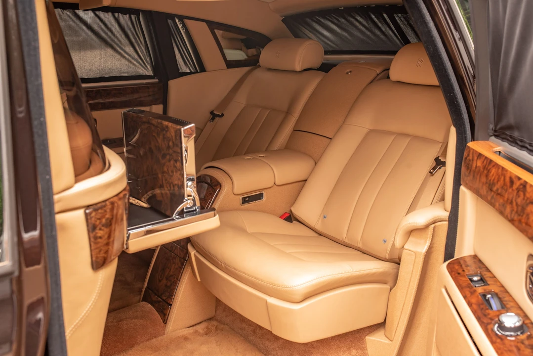 2009 Rolls-Royce Phantom VII - Image 10 of 31