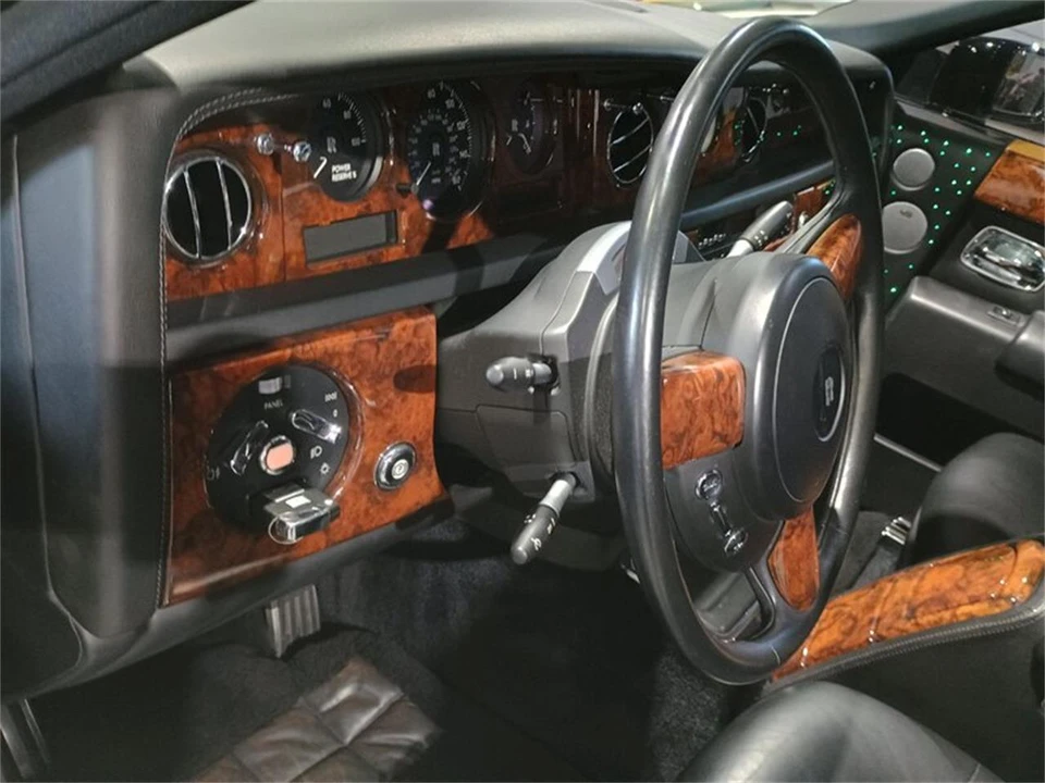 2009 Rolls-Royce Phantom VII - Image 18 of 31