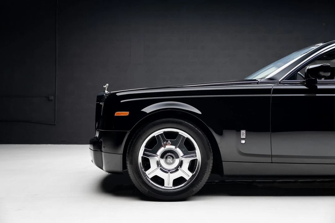 2009 Rolls-Royce Phantom VII - Image 17 of 21