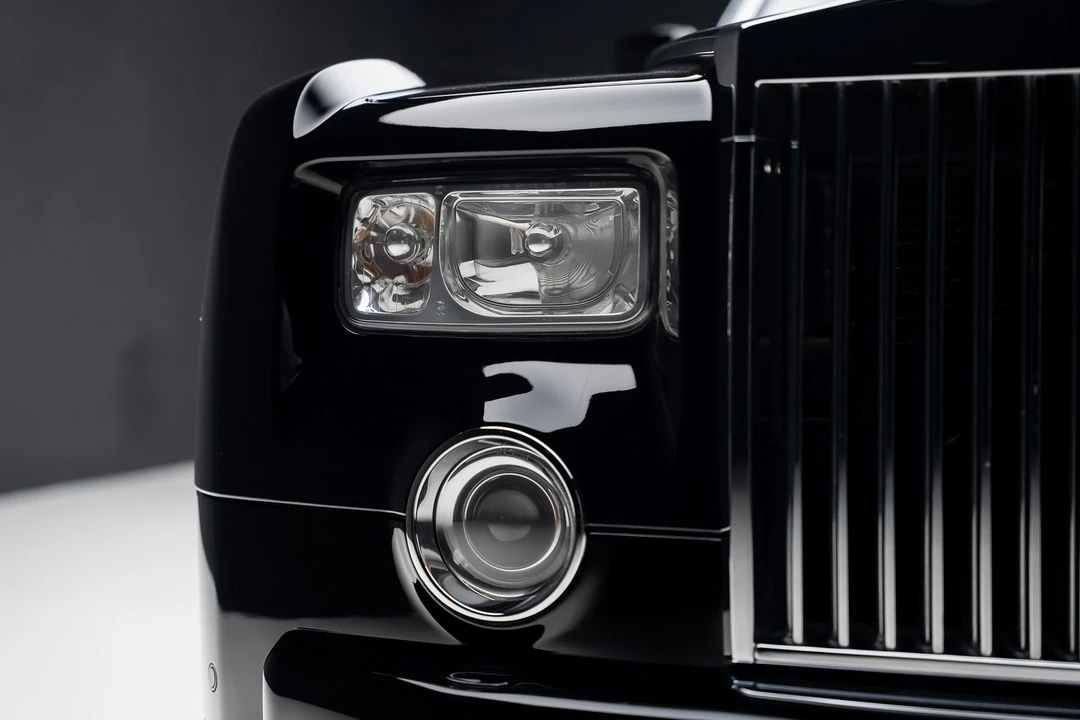 2009 Rolls-Royce Phantom VII - Image 8 of 21