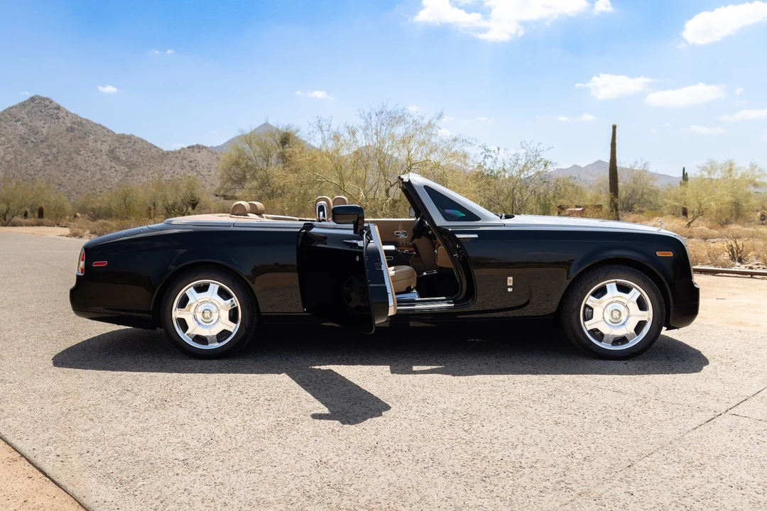 2009 Rolls-Royce Phantom VII - Image 8 of 31