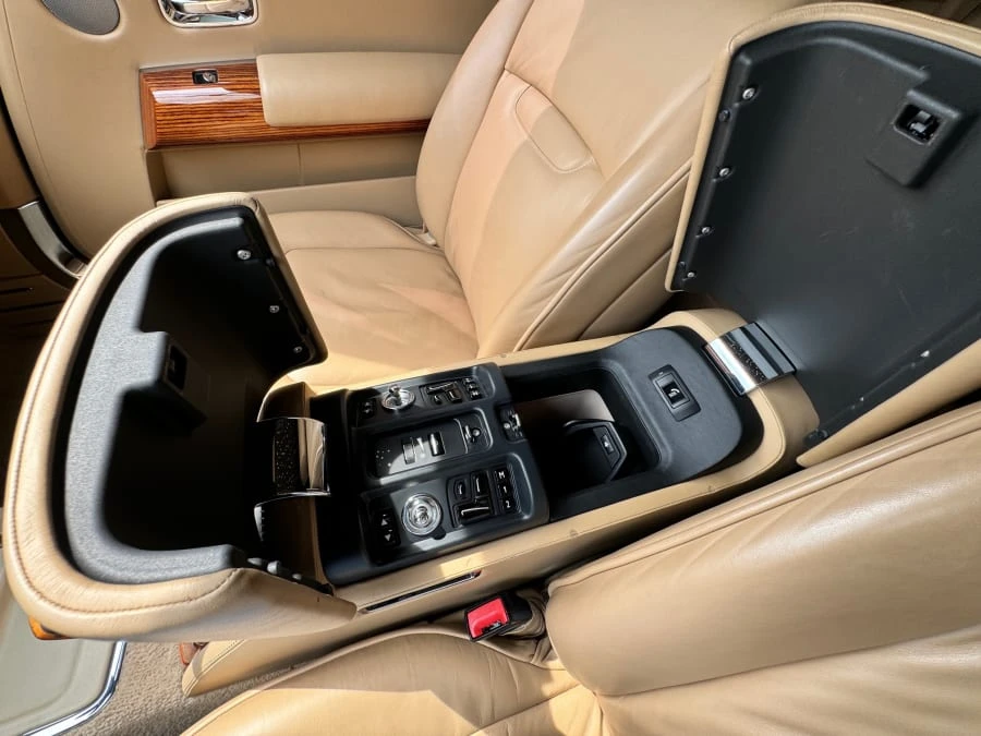 2009 Rolls-Royce Phantom VII - Image 20 of 31