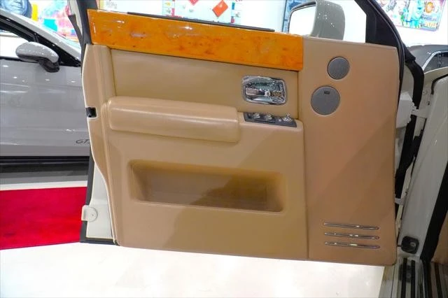 2009 Rolls-Royce Phantom VII - Image 21 of 27