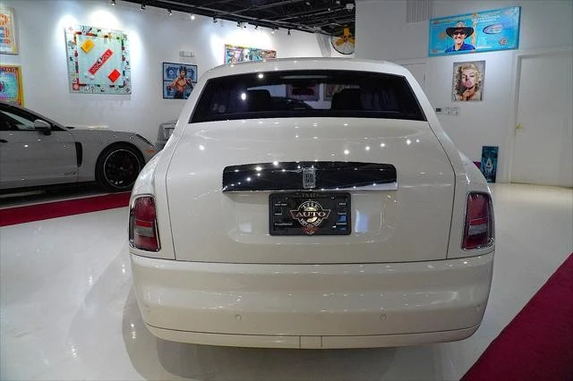 2009 Rolls-Royce Phantom VII - Image 20 of 27