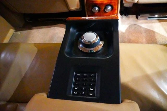 2009 Rolls-Royce Phantom VII - Image 16 of 27