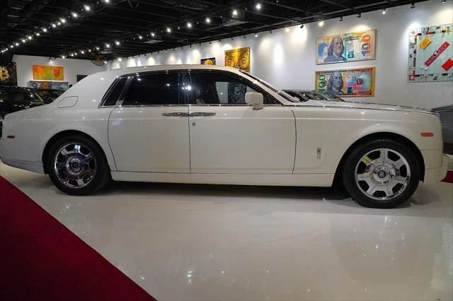2009 Rolls-Royce Phantom VII - Image 19 of 27