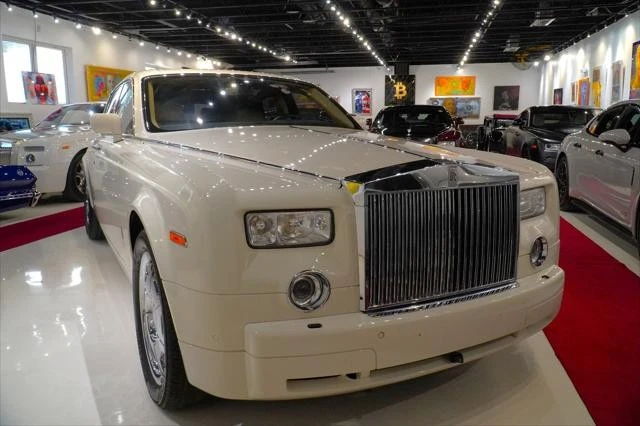 2009 Rolls-Royce Phantom VII - Image 2 of 12