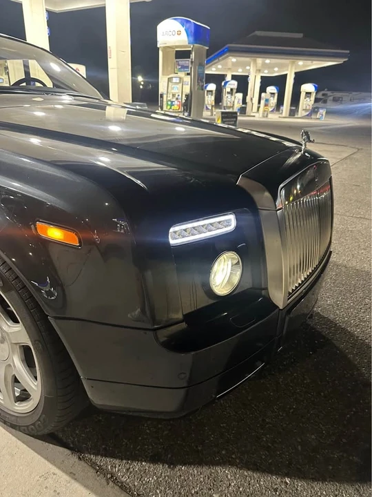 2009 Rolls-Royce Phantom VII - Image 15 of 16