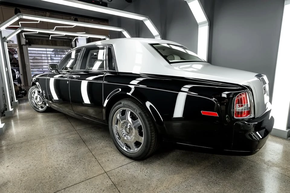 2009 Rolls-Royce Phantom VII - Image 8 of 20