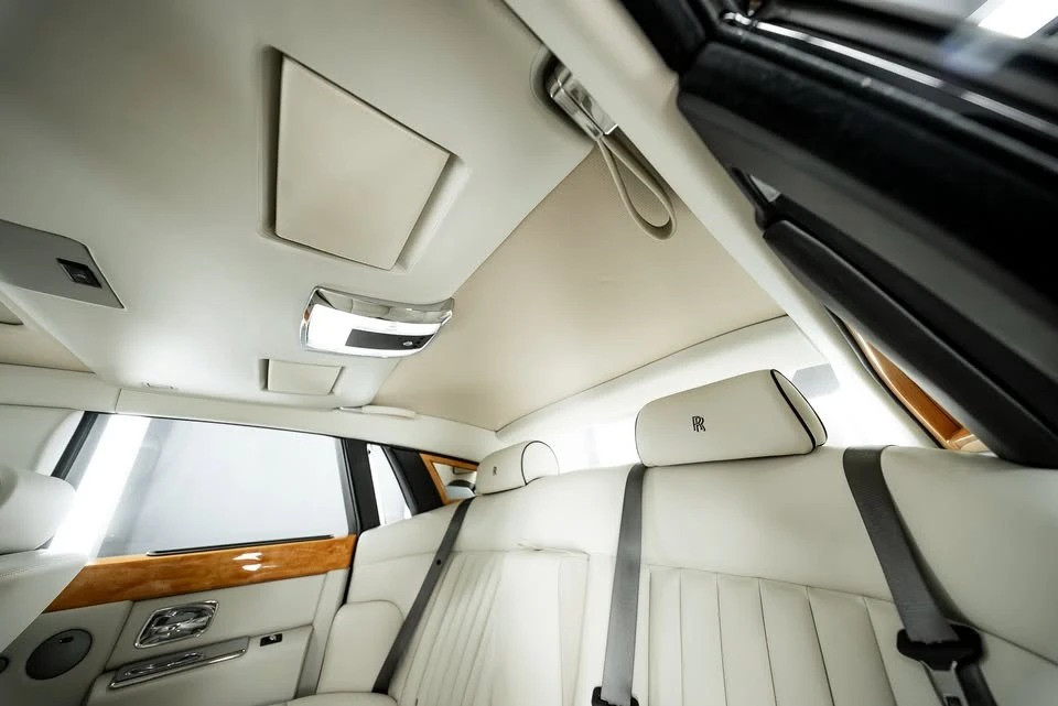 2009 Rolls-Royce Phantom VII - Image 17 of 20