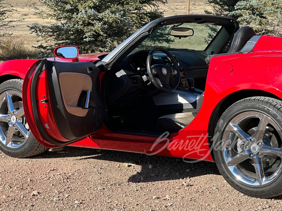 2009 Saturn Sky Red Line - Image 8 of 24
