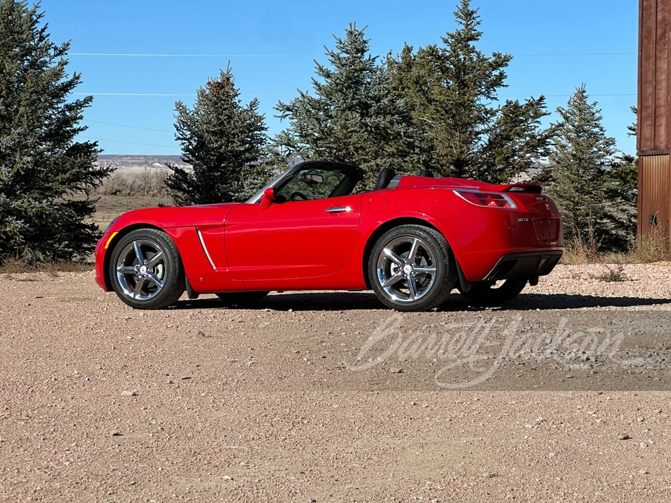 2009 Saturn Sky Red Line - Image 17 of 24