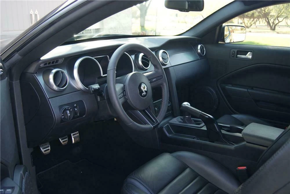 2009 Shelby GT500 - Image 2 of 4