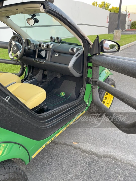 2009 Smart Fortwo 2nd Gen - Image 22 of 31