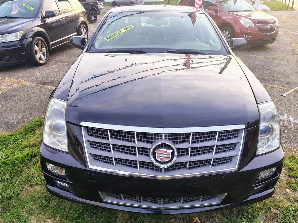 2009 Cadillac STS - Image 2 of 8