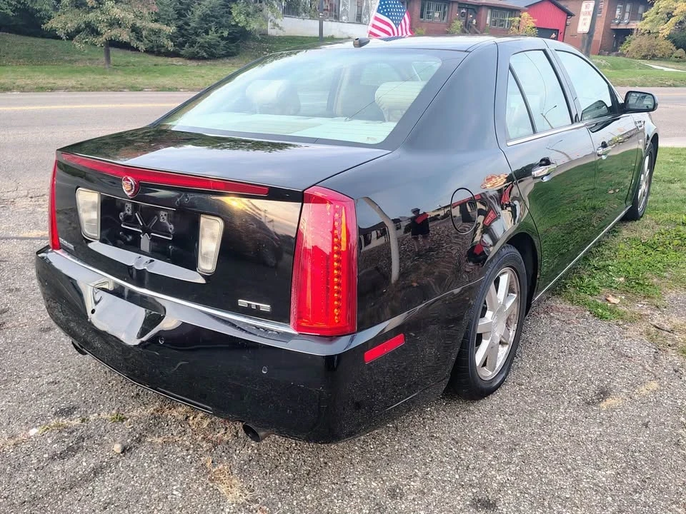2009 Cadillac STS - Image 6 of 8
