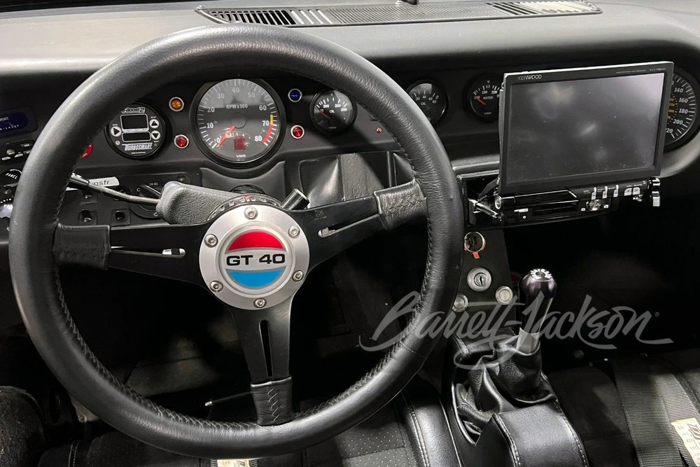 2009 Superformance - Image 2 of 9