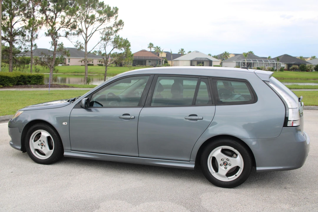 2009 Saab 9-3 2nd Gen - Image 3 of 31