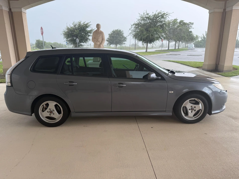 2009 Saab 9-3 2nd Gen - Image 17 of 31
