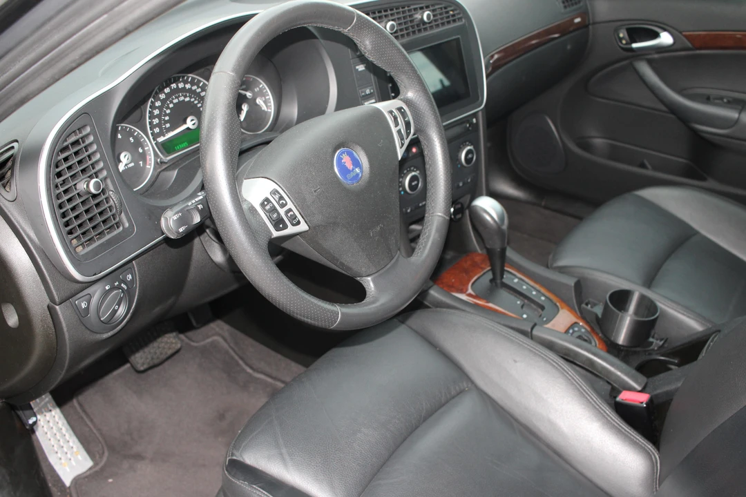 2009 Saab 9-3 2nd Gen - Image 28 of 31