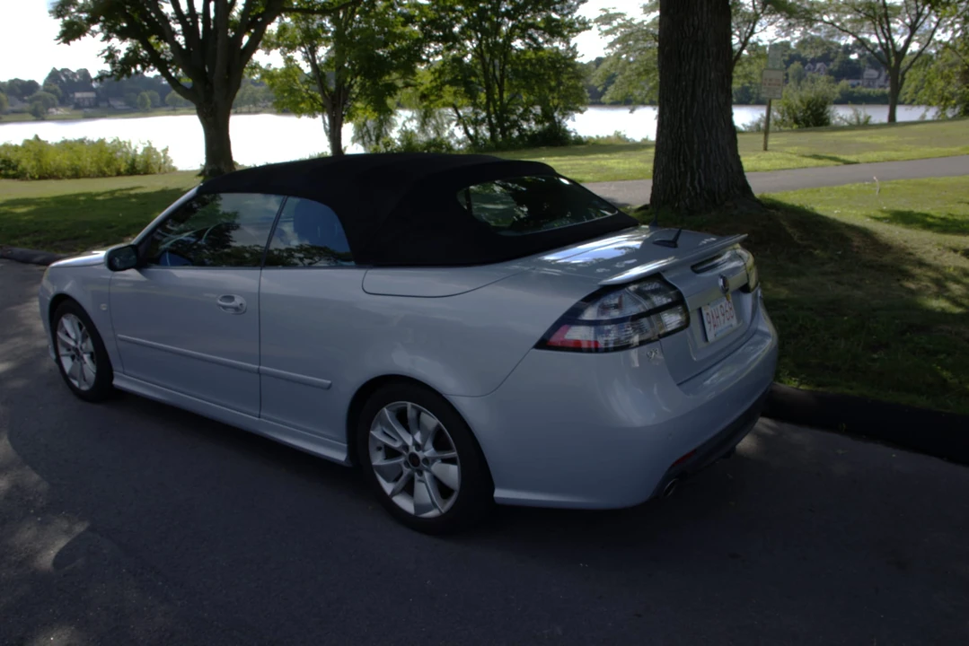 2009 Saab 9-3 2nd Gen - Image 23 of 31