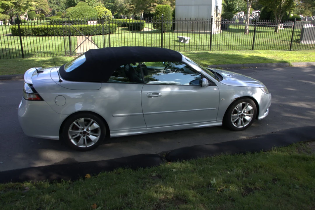 2009 Saab 9-3 2nd Gen - Image 14 of 31