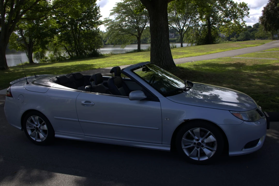 2009 Saab 9-3 2nd Gen - Image 12 of 31