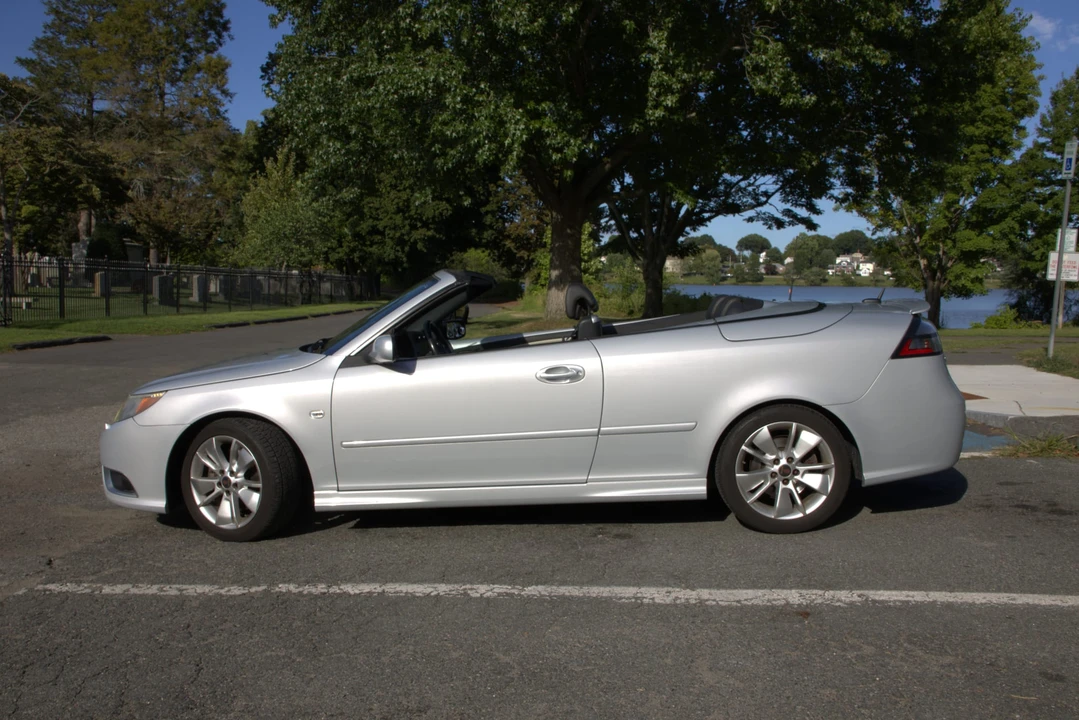 2009 Saab 9-3 2nd Gen - Image 27 of 31