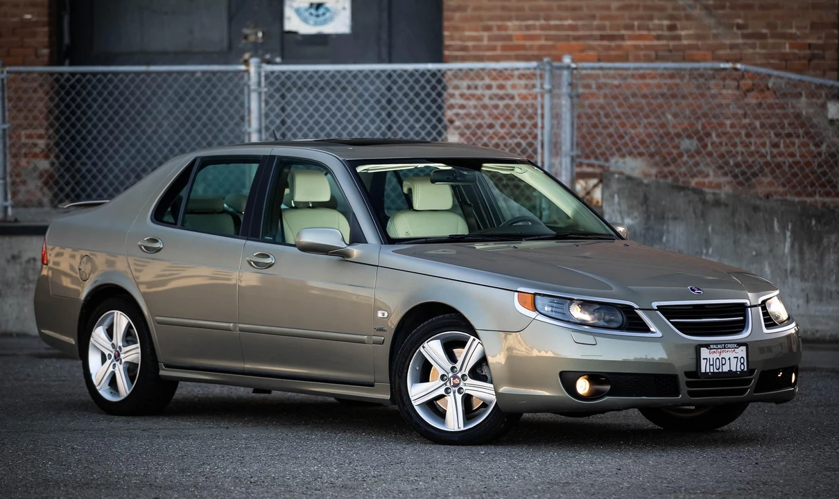 2009 Saab 9-5 1st Gen - Image 2 of 31