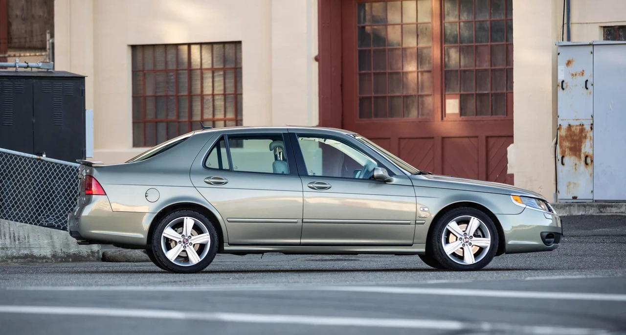 2009 Saab 9-5 1st Gen - Image 3 of 31