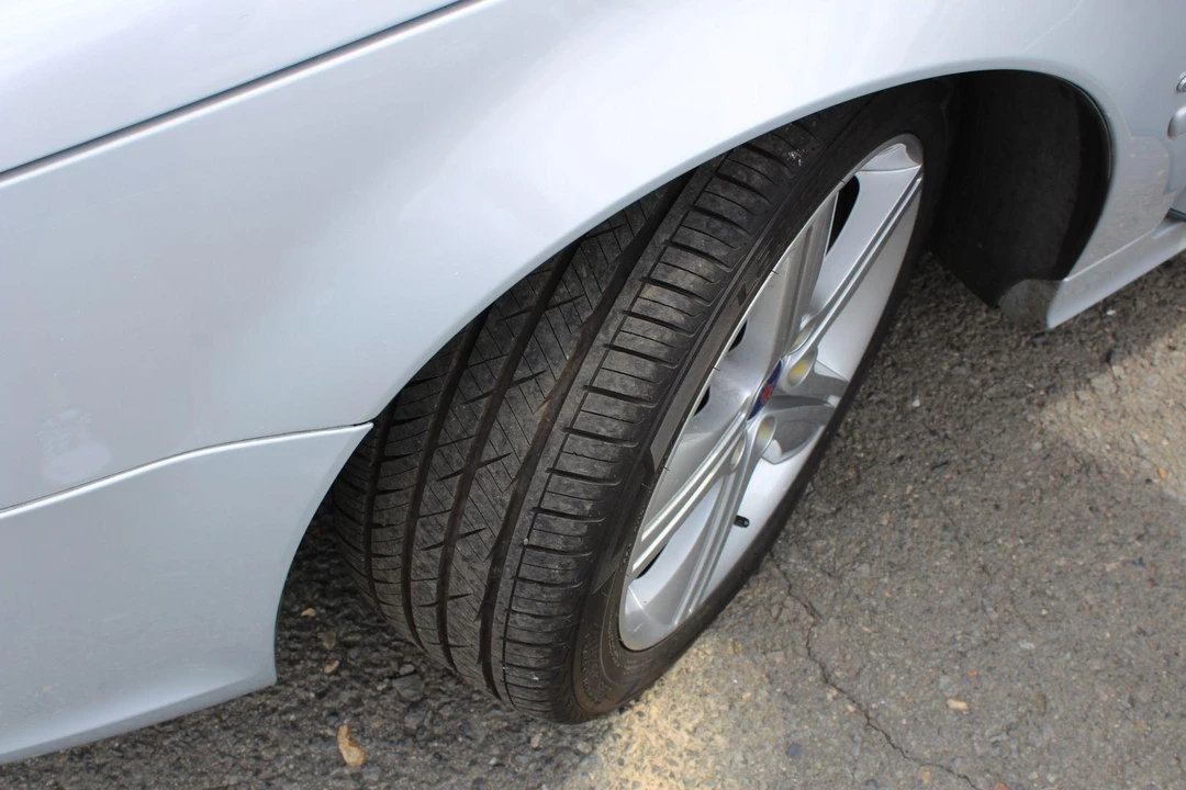 2009 Saab 9-5 1st Gen - Image 14 of 16