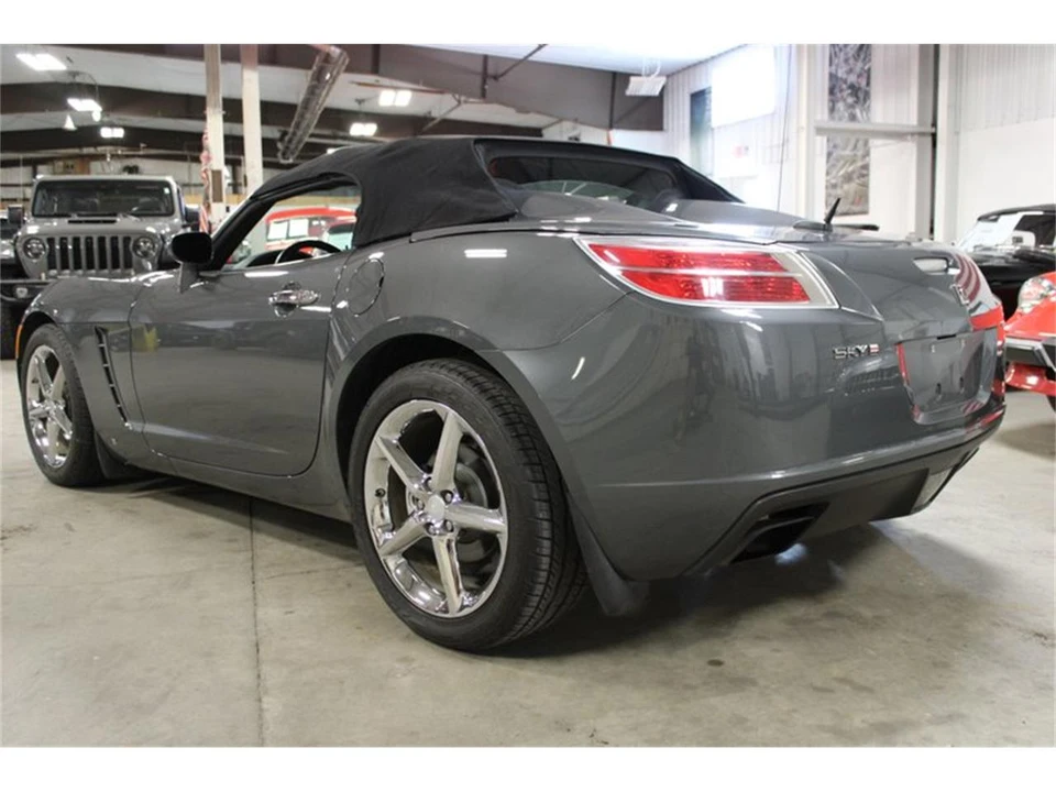 2009 Saturn Sky - Image 4 of 31