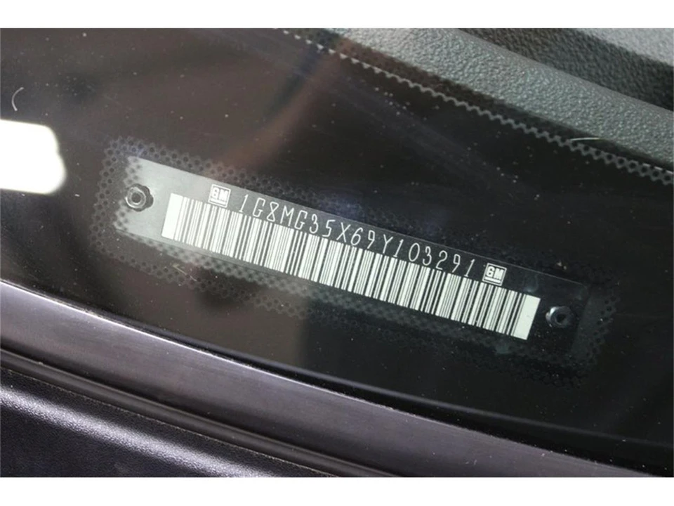 2009 Saturn Sky - Image 21 of 31