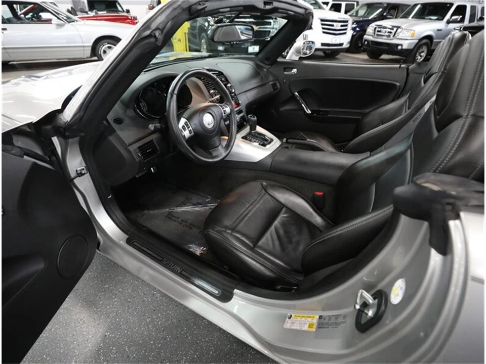 2009 Saturn Sky - Image 23 of 31