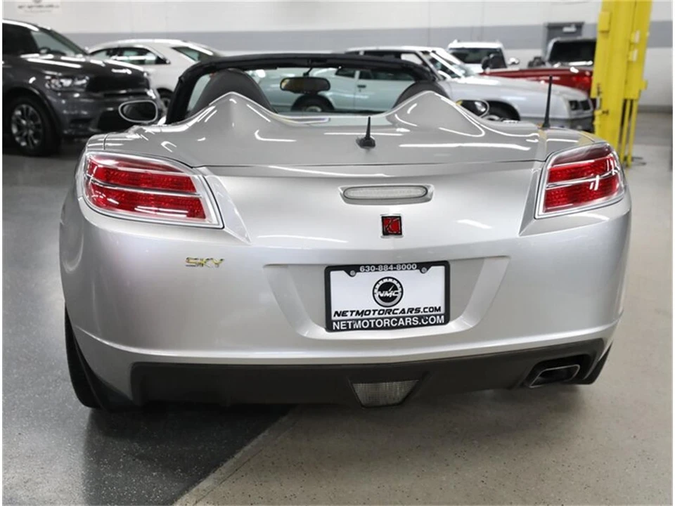 2009 Saturn Sky - Image 12 of 31