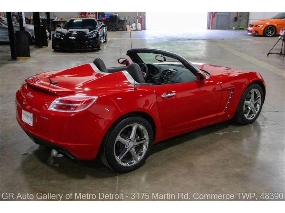2009 Saturn Sky - Image 8 of 31