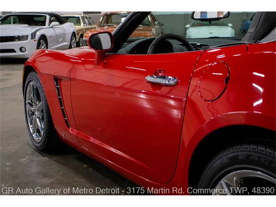 2009 Saturn Sky - Image 21 of 31