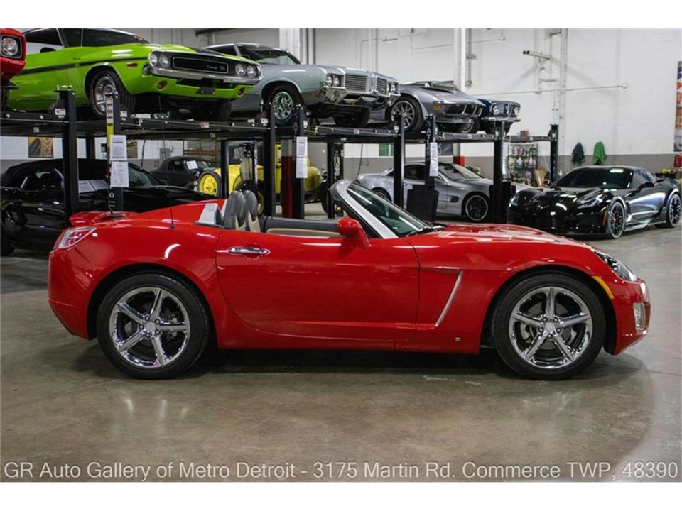 2009 Saturn Sky - Image 9 of 31