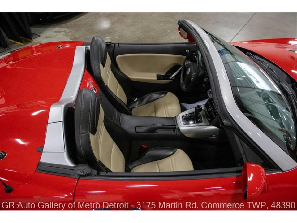 2009 Saturn Sky - Image 15 of 31