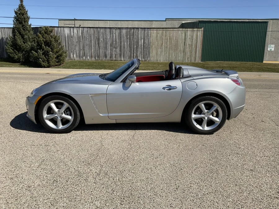 2009 Saturn Sky - Image 2 of 12