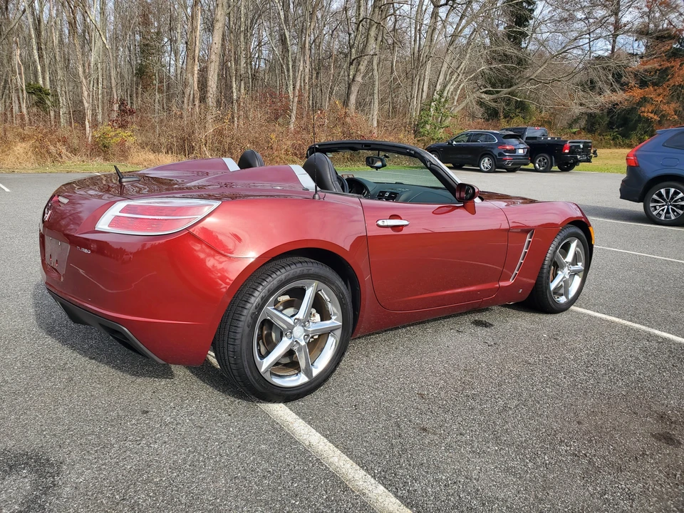 2009 Saturn Sky Red Line - Image 15 of 31