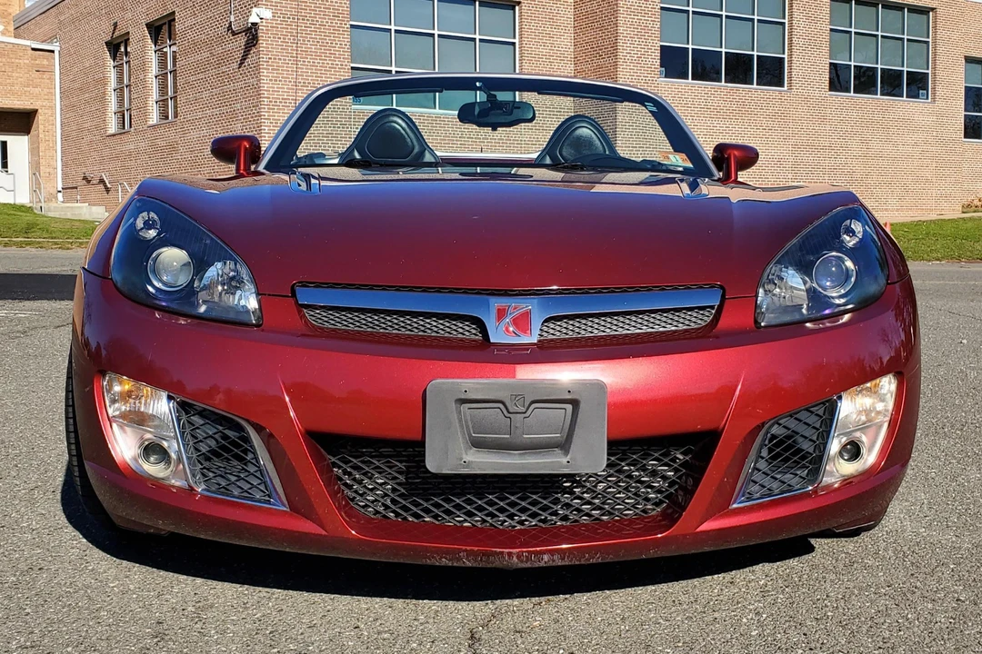 2009 Saturn Sky Red Line - Image 2 of 31