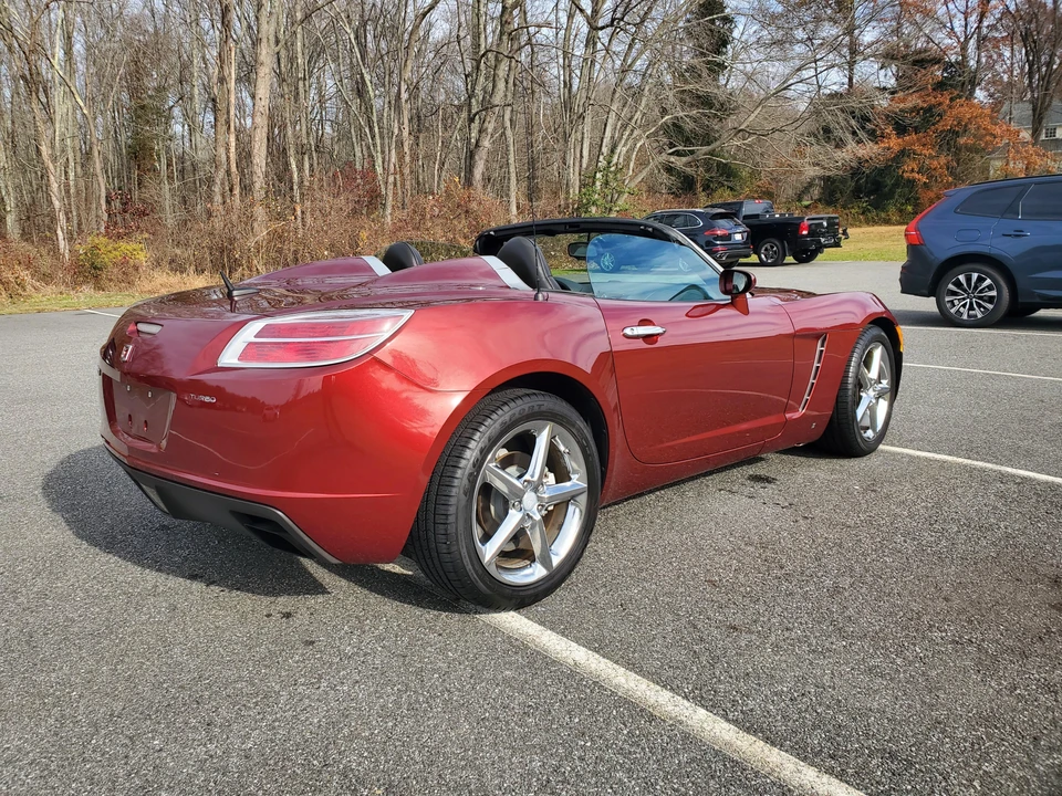 2009 Saturn Sky Red Line - Image 14 of 31